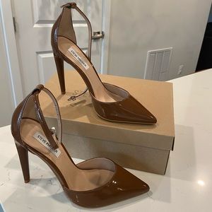 Brand new never worn Steve Madden - Alisha Pump - 4.25” inch heel